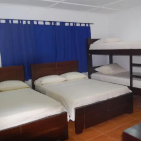 Hostal Casa Mar *